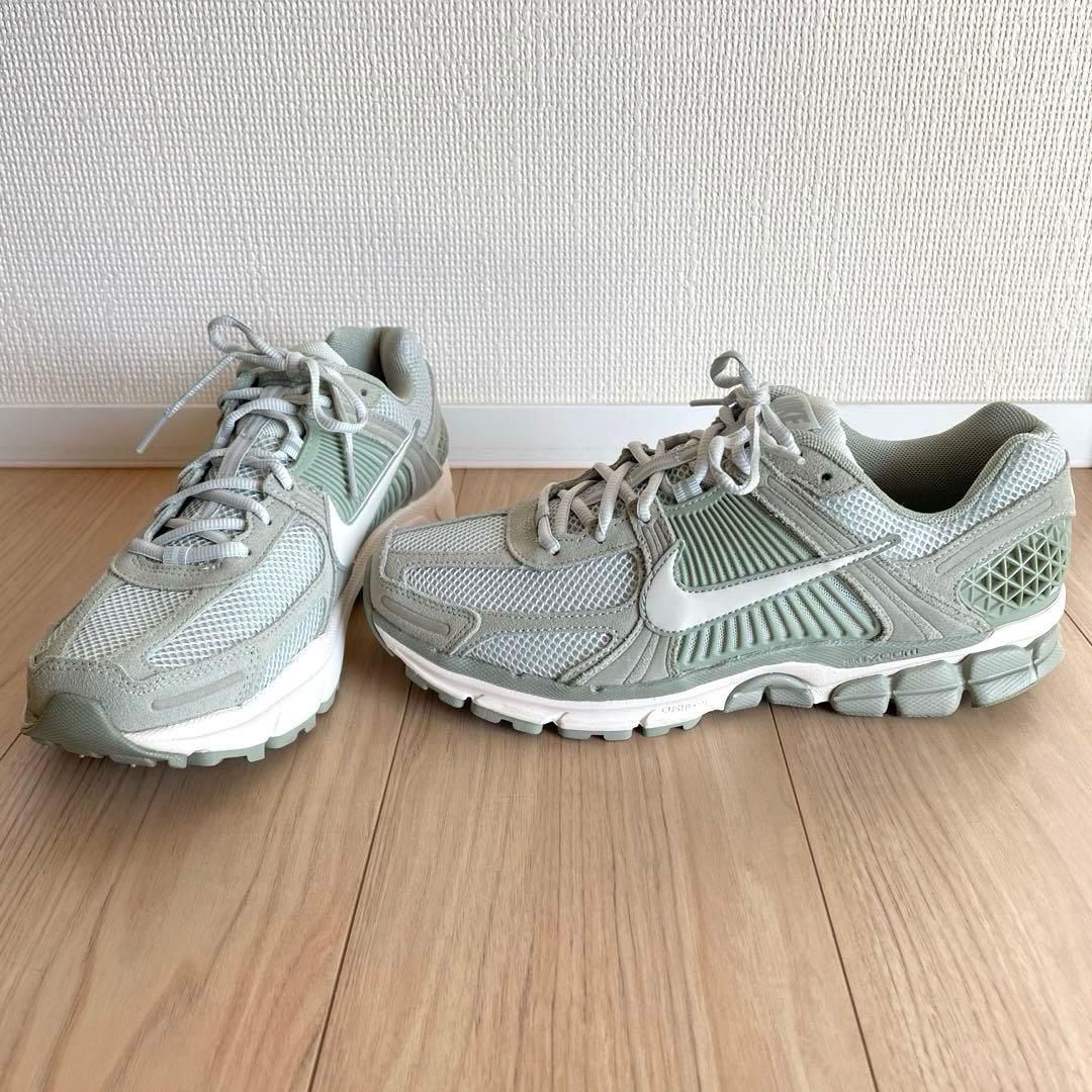 NIKE ナイキ　ZOOM VOMERO 5 ズーム ボメロ 5 27.5cm