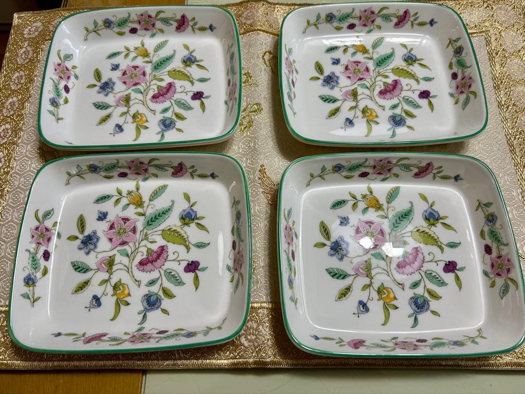 ミントン　ハドンホール　スクエアトレイ 4皿セット