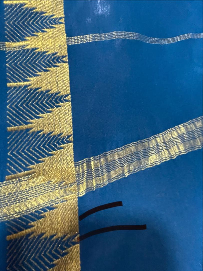 インドシルクサリーブルー& ゴールド