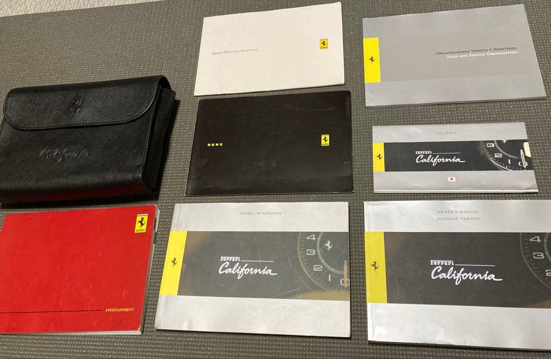 フェラーリ カリフォルニア オーナーズマニュアルセット ケース付き
