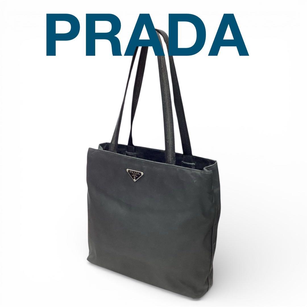 【PRADA】トライアングルプレート★ナイロントート★NERO【プラダ】