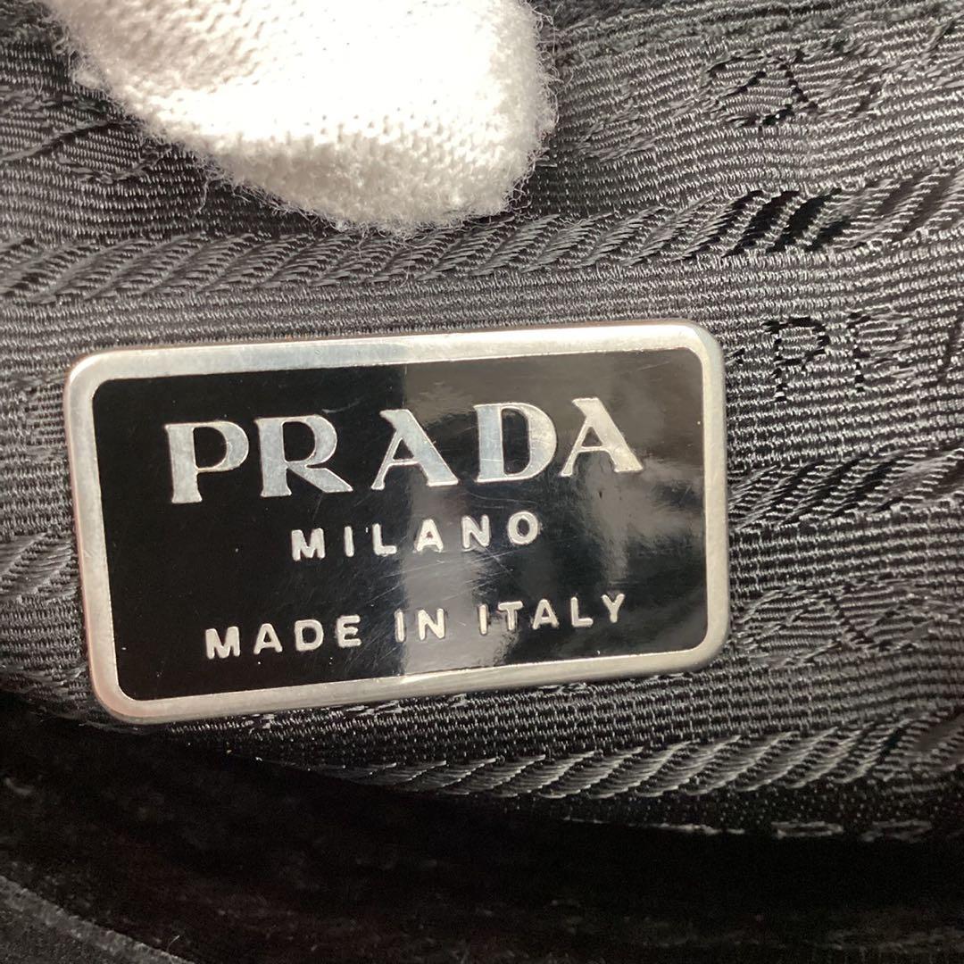 【PRADA】トライアングルプレート★ナイロントート★NERO【プラダ】