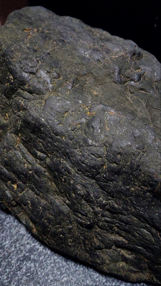 ★マグネタイト原石★本宿コールドロン転石【川ズレ・ウブ・ 超特大7950ｇ】