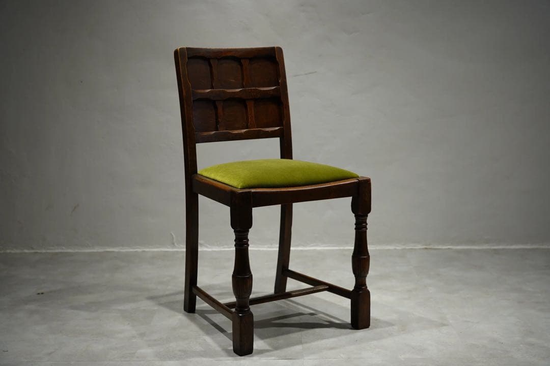イギリスアンティーク　ダイニングチェア1930年代 オーク材　椅子