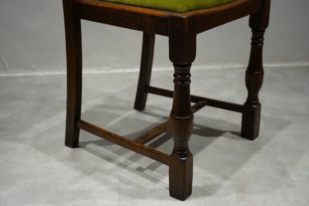 イギリスアンティーク　ダイニングチェア1930年代 オーク材　椅子