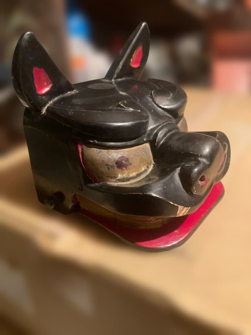 【正月】縁起物　お年玉　獅子舞　ビンテージ木製　レトロ　漆黒塗　こども　成長祈願