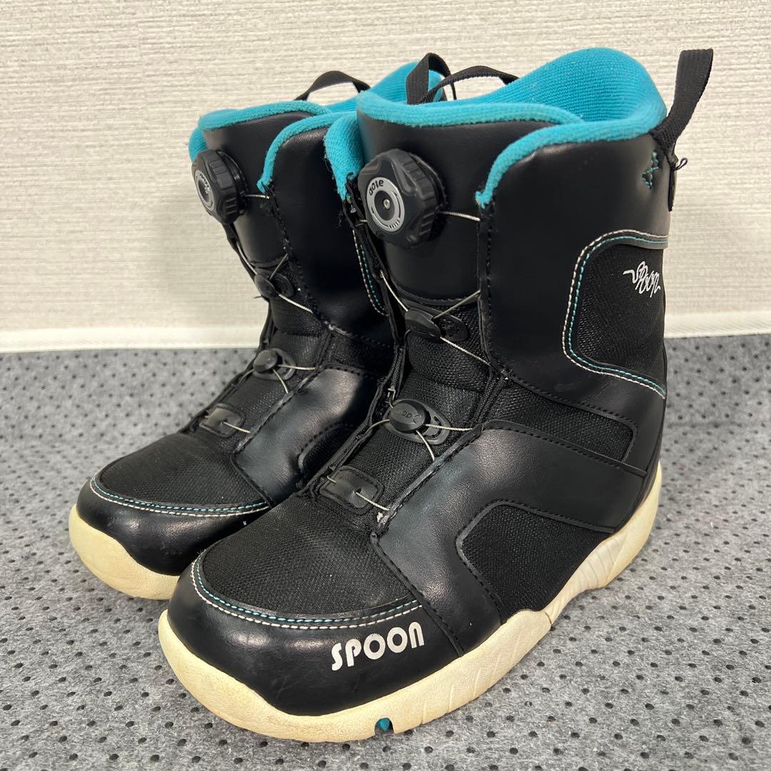 7-8回使用 キッズスノーボード CSB 140cm＋バイン＋ダイヤルブーツ