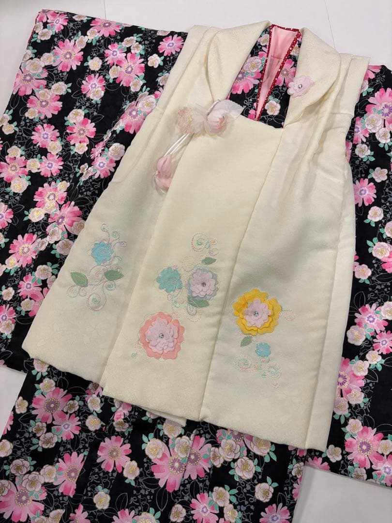 七五三　3歳女の子　着物と被布　ひさかたろまん　薔薇と秋桜　ラインストーン　新品