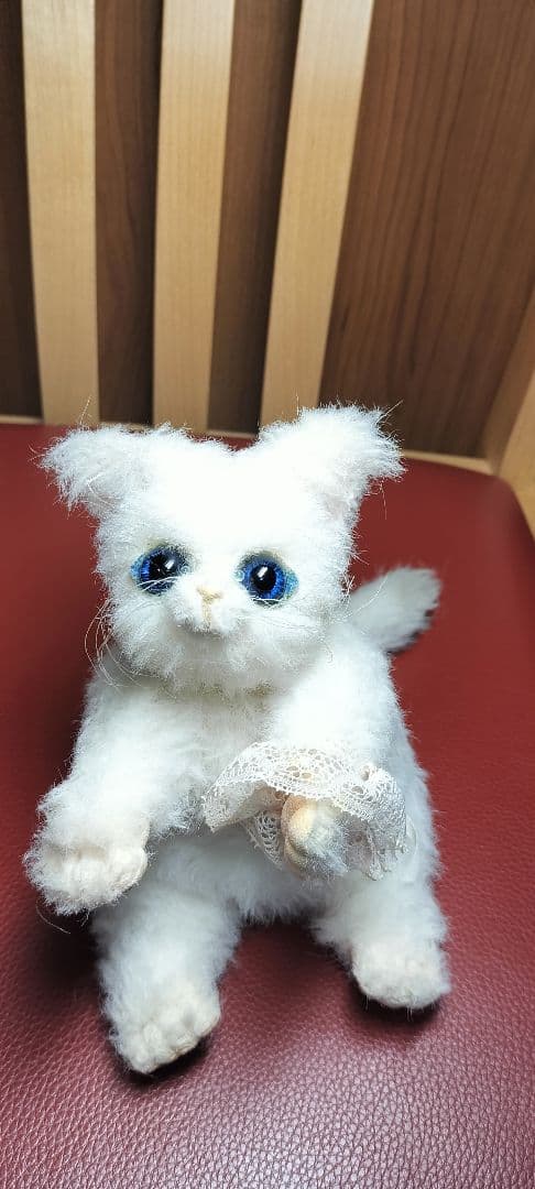 国内作家ゴトウユミコ様☆ラグジュアリーな猫☆