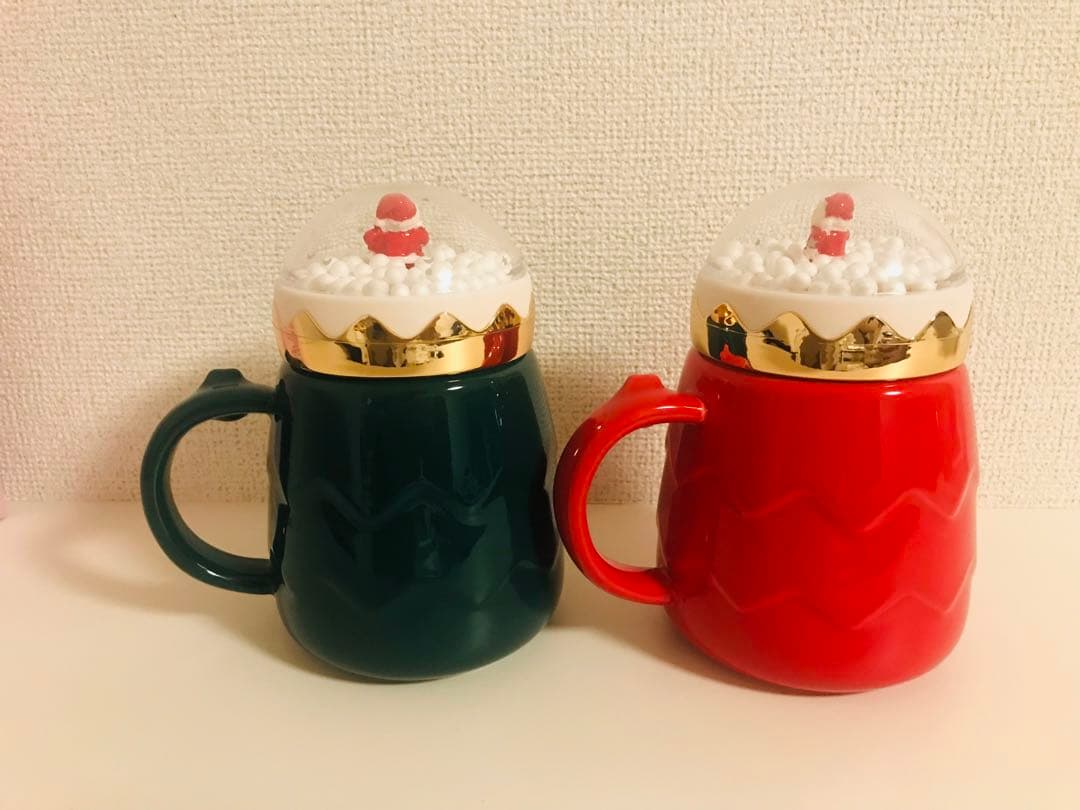 台湾SOGO限定　レア　クリスマス サンタマグカップ 赤・緑 2個セット