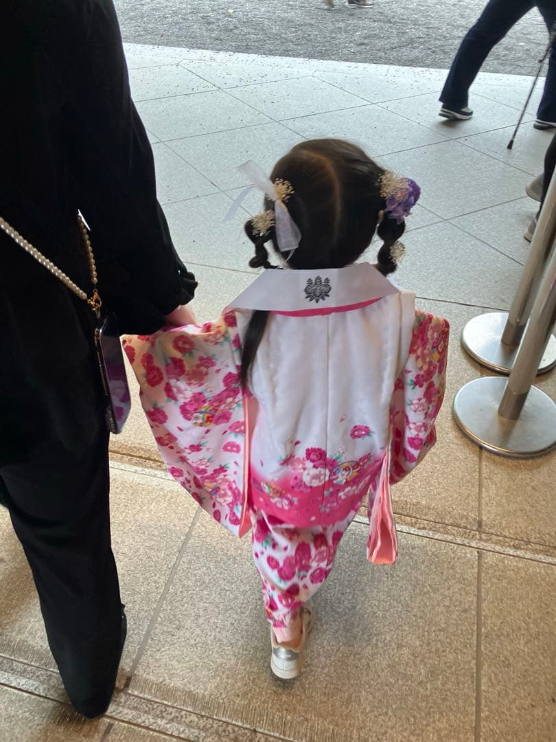 七五三用 花柄衣装 ピンクと白