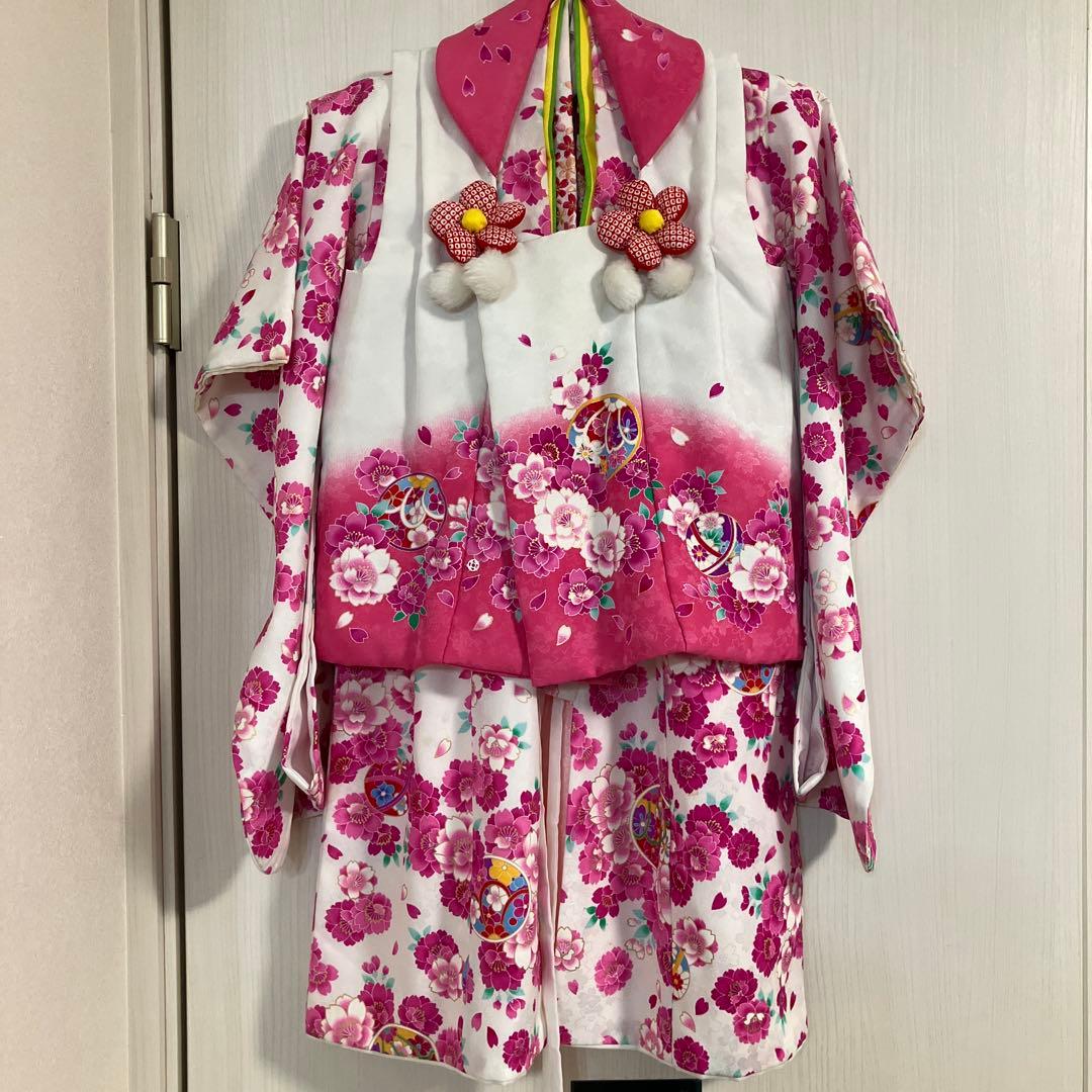 七五三用 花柄衣装 ピンクと白