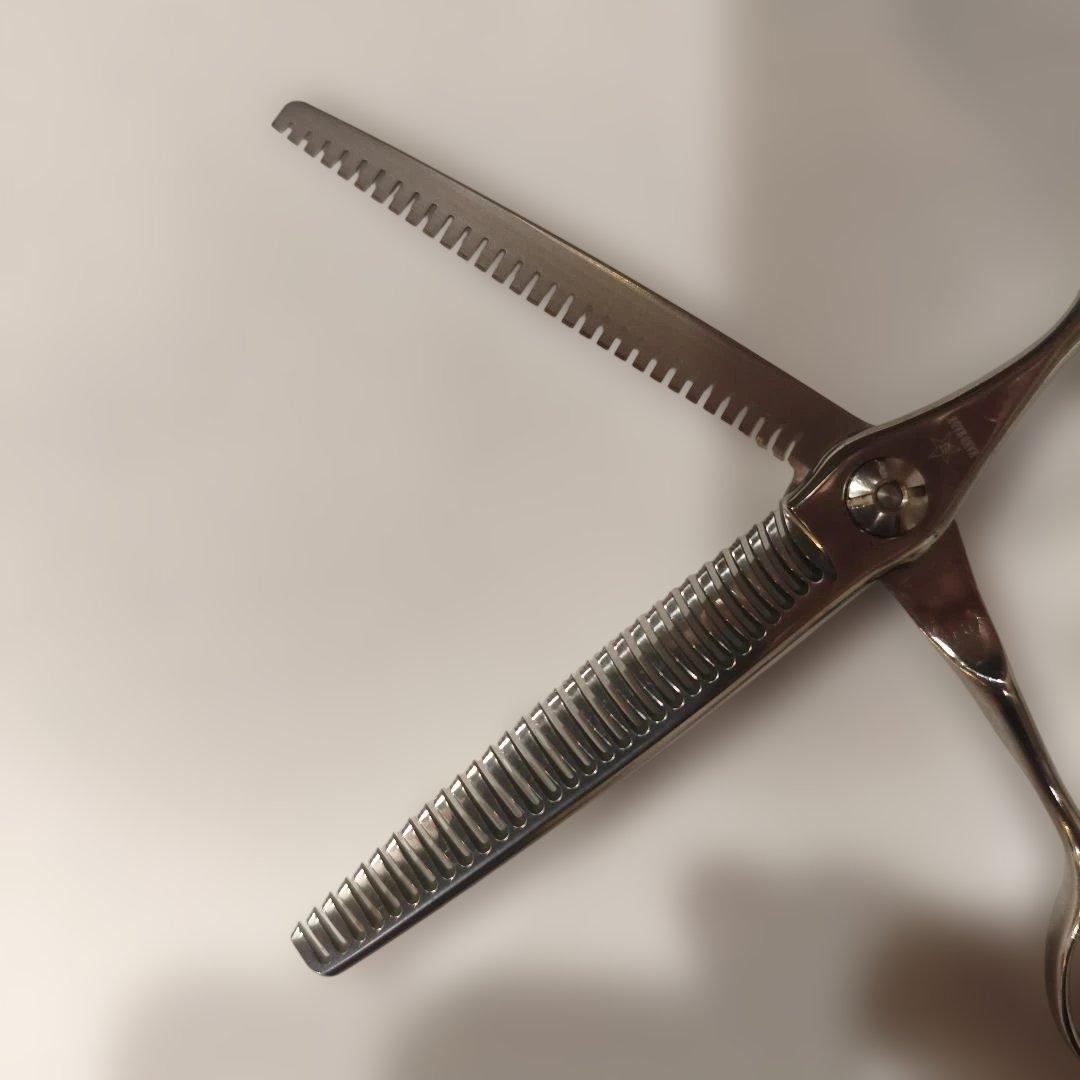 シザーズジャパンセニングシザー（QWR30%30ill）