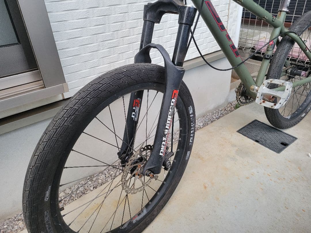 DMR マウンテンバイクオリーブグリーン修理必要箇所あり