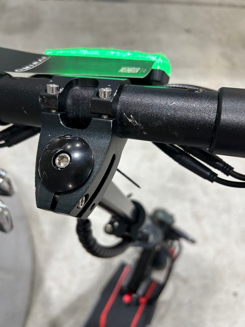 日本製EVスクーター　ベンツグレー　サドル付き　新品展示品一台限定最大5年保証