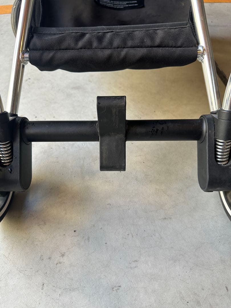 サイベックスミオスJP3 クローム　ブラウン　伊勢丹限定カラー　cybex