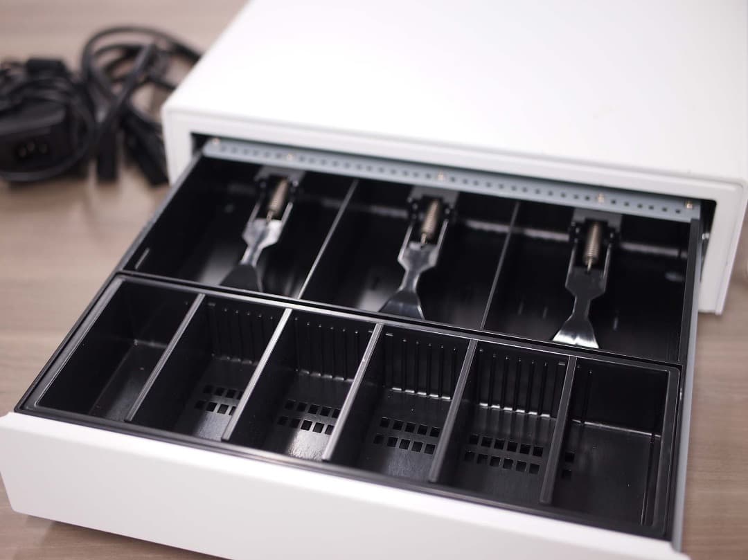 エプソン レシートプリンタ&キャッシュドロア セット売り①