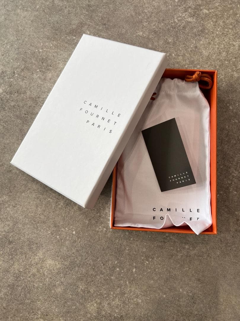 美品 CAMILLE FOURNET カミーユフォルネ VERSO 黒