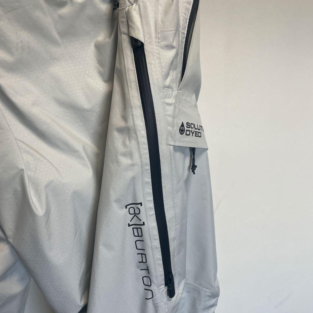 Burton [ak] Swash Mサイズ