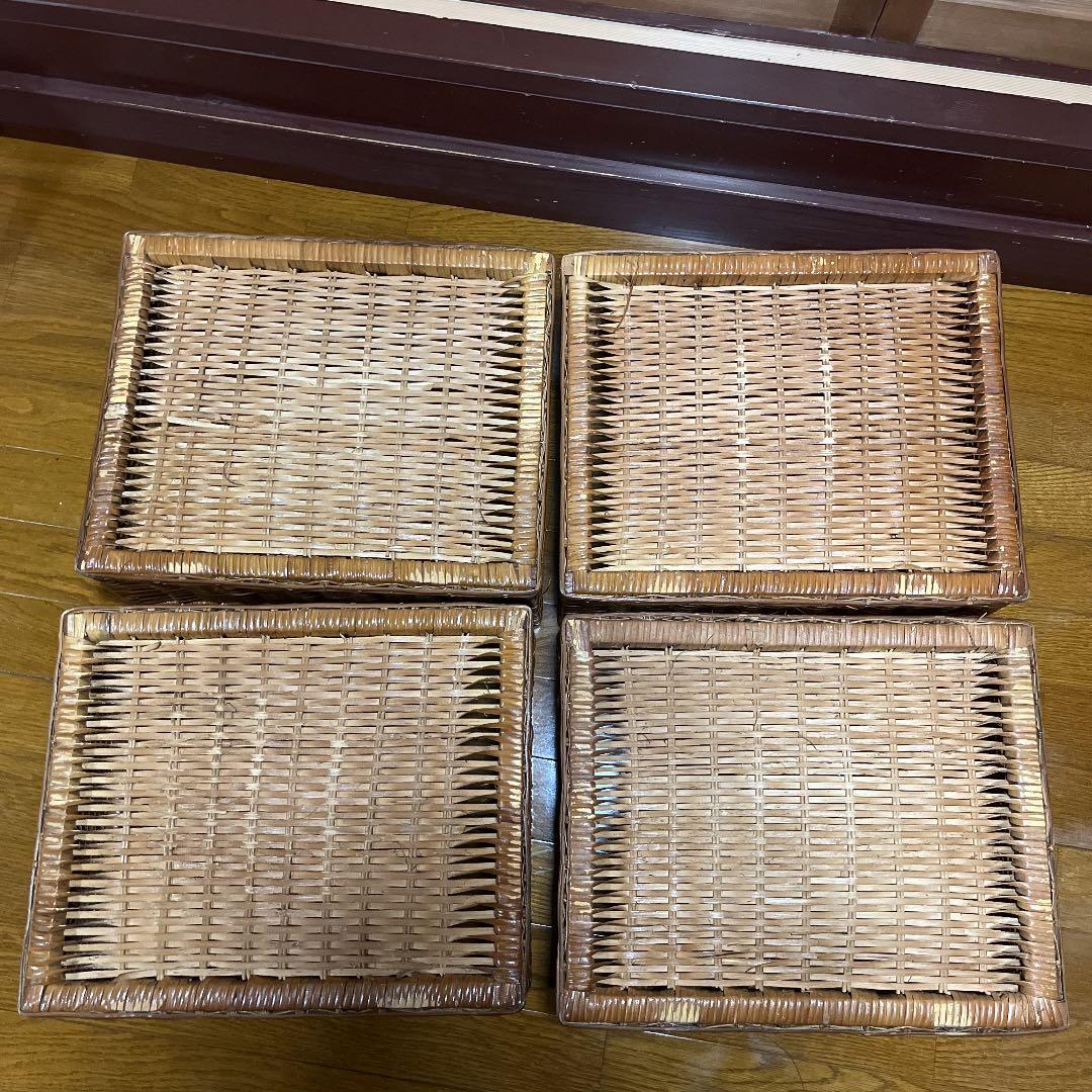 アンティーク　ラタン4段チェスト　キャスター付