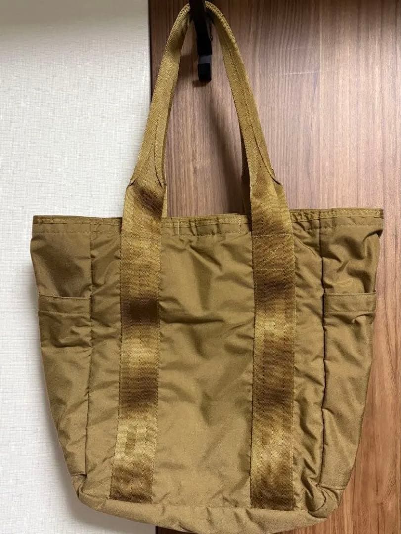 BRIEFING トートバッグ　コヨーテ