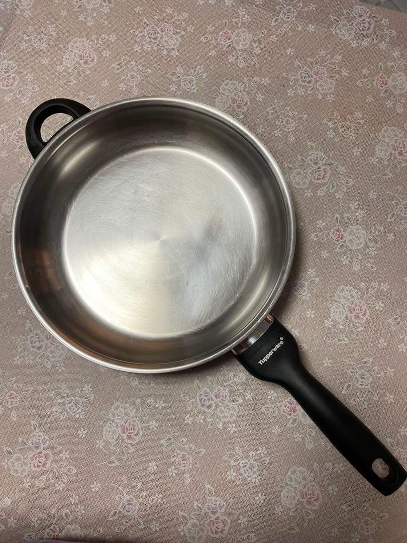 Tupperware ステンレススチール鍋 中型