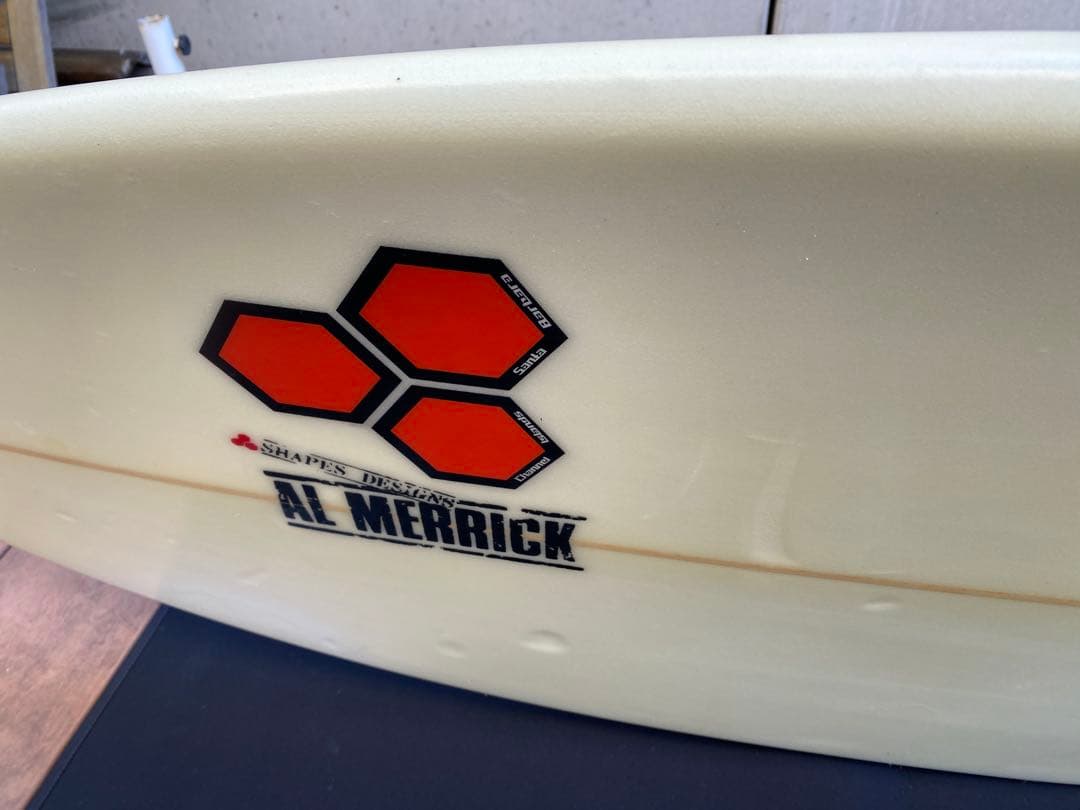 アルメリック ネックベアード2 5’8 チョップドテール AM2フィン付き