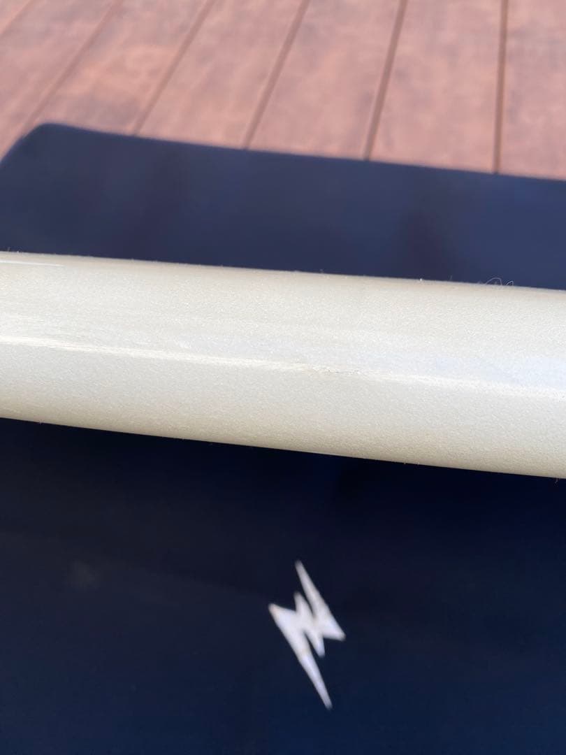 アルメリック ネックベアード2 5’8 チョップドテール AM2フィン付き