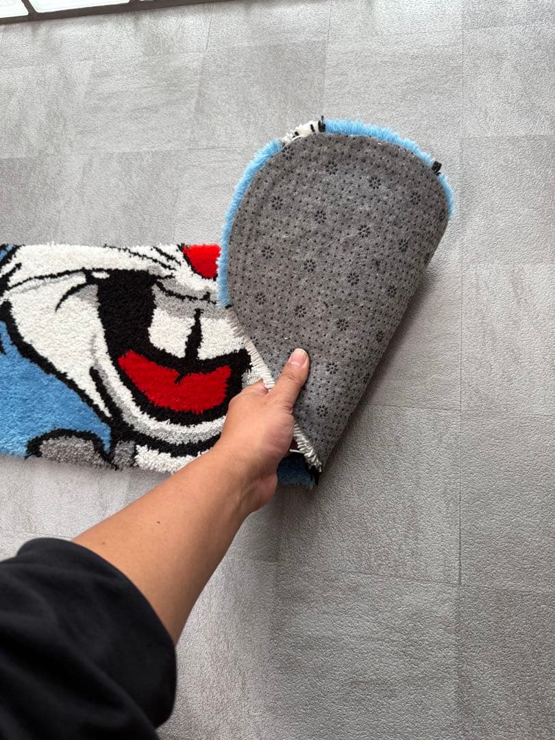 バーニー　スケボー　ラグ　タフティング　ウォールアート