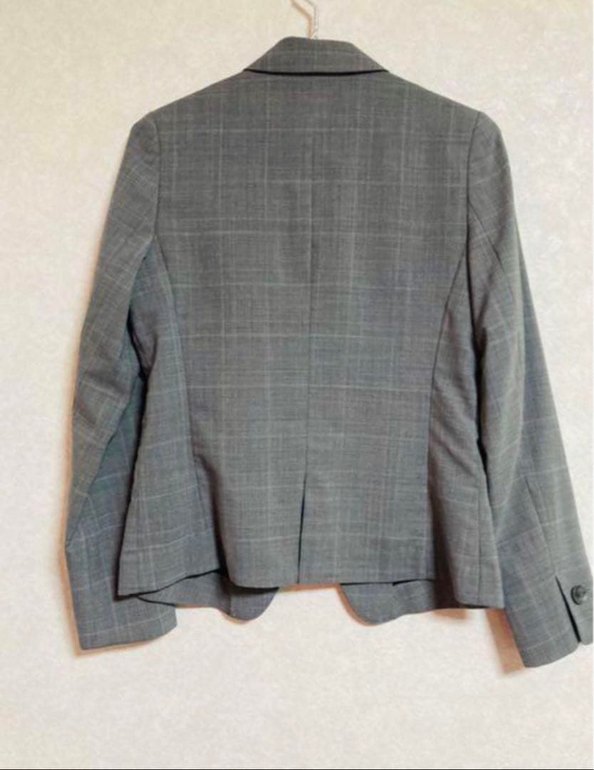 レディーススーツ4セット