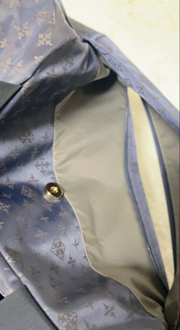 【極美品✨】russetラシット トラベルボストン キャリーオン可能　ネイビー