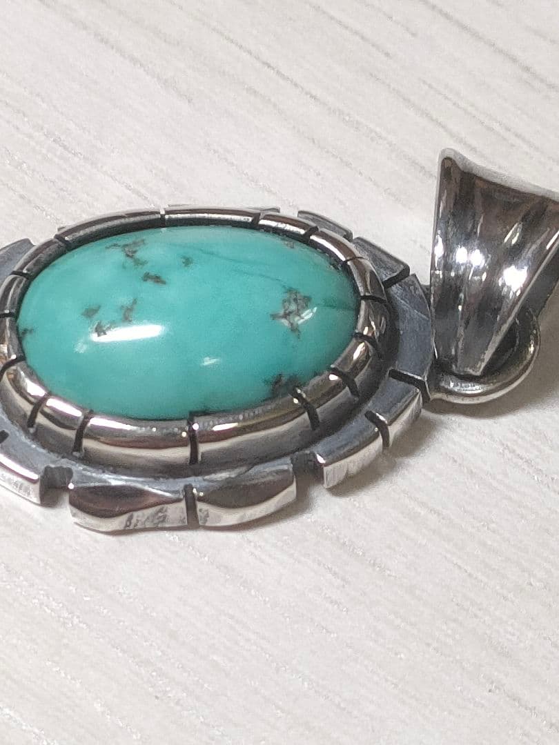 アリゾナモレンシ鉱山ターコイズシルバー925製ナバホスタイルペンダント