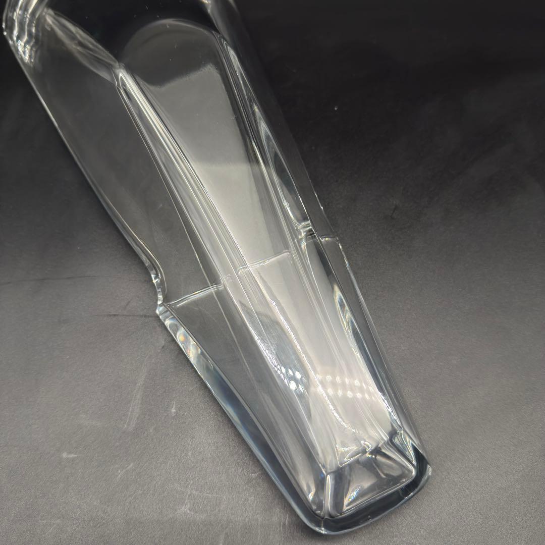 バカラ花瓶　DIVA