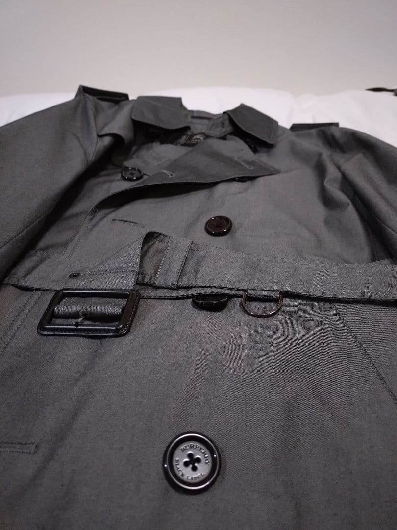 バーバリー　グレー トレンチコート 袖口バックル付き