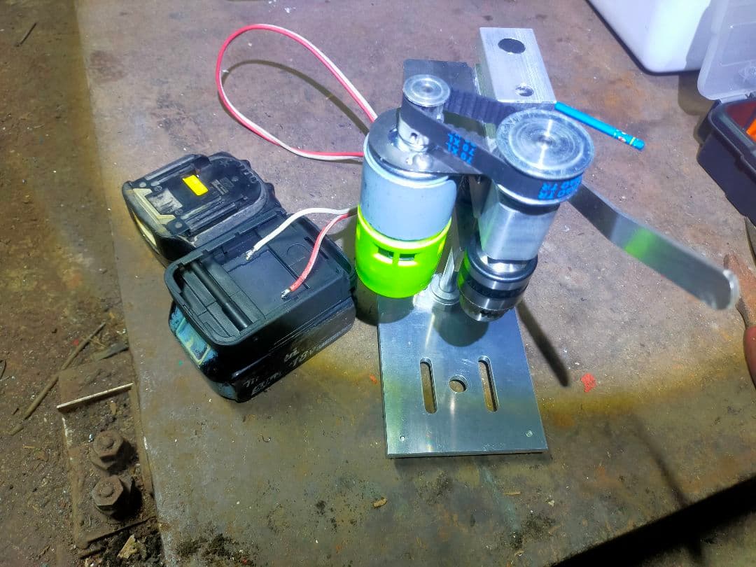 ミニボール盤　マキタバッテリー用アダプター付