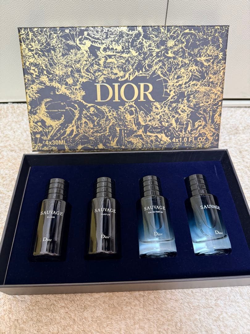 Dior Sauvage 4本セット 30ml