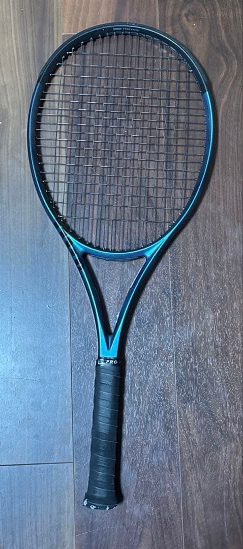 Wilson ウィルソン　ウルトラv4　テニスラケット