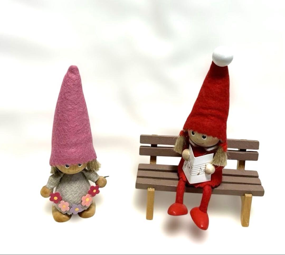 ノルディカニッセ　楽譜を持つ女の子 花飾りを持つ女の子　クリスマス　北欧