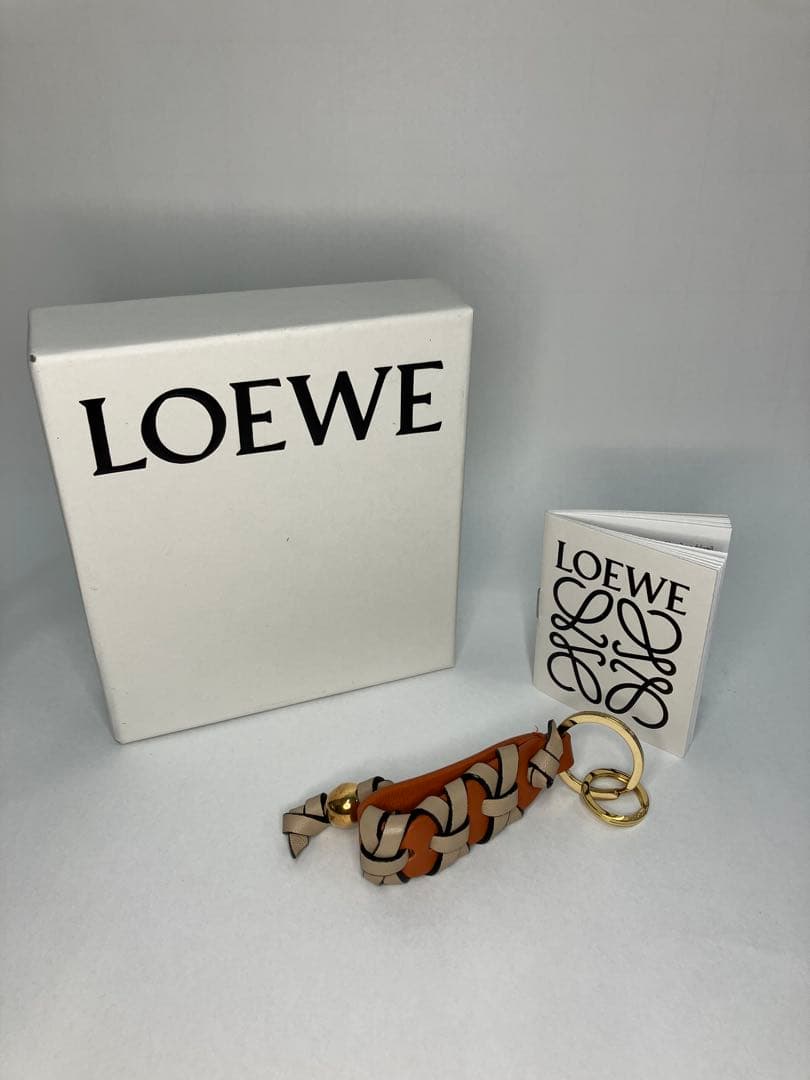 LOEWE クロスブレイデッド キーリング　アナグラム ロエベ オレンジ 箱付き