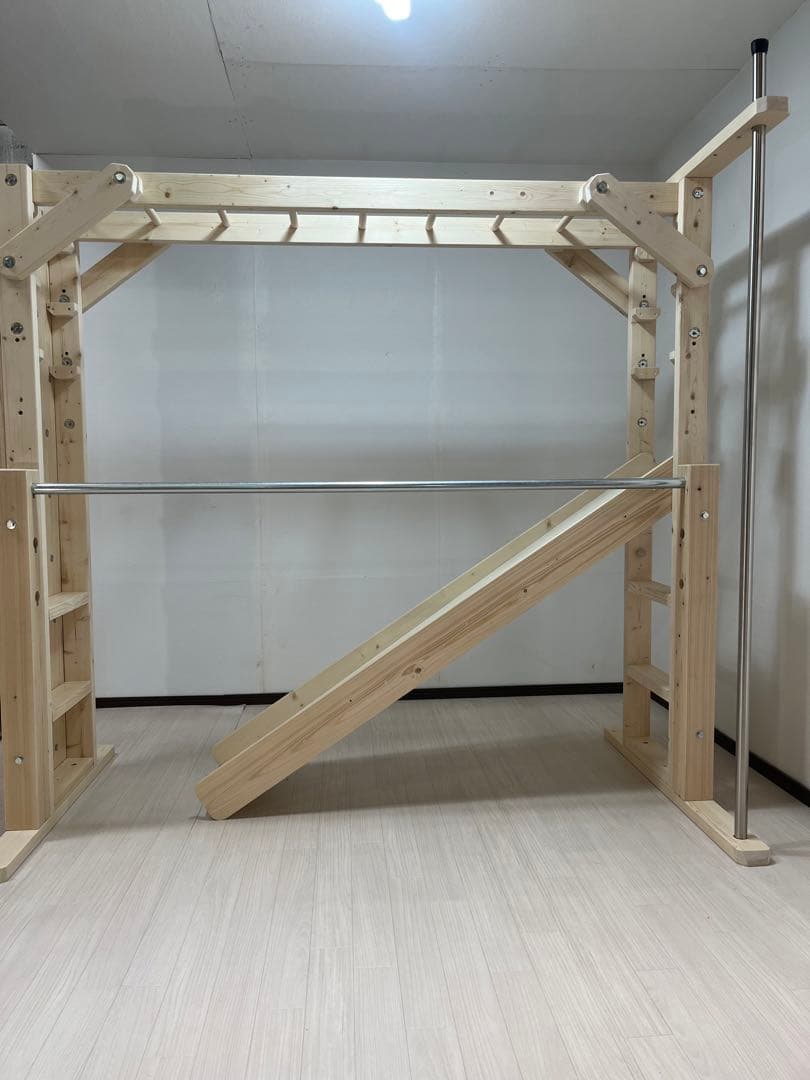 mina様　完成写真　うんていタイプB 雲梯　室内