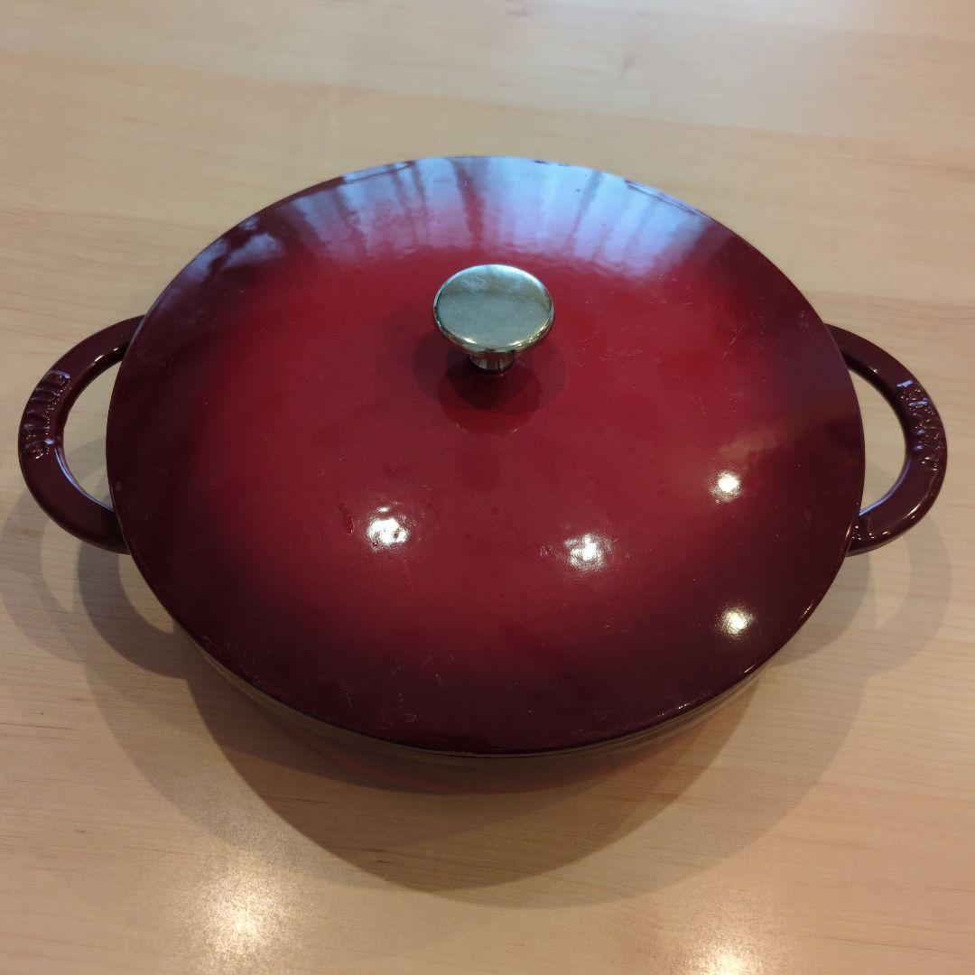 STAUB 　ストゥブ　赤 フランス製＆本