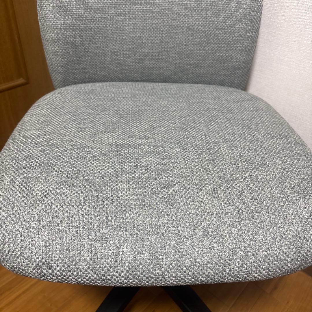 【バオ】オカムラ（岡村製作所）デスクチェア　ノーム8CB5KA-FMU1