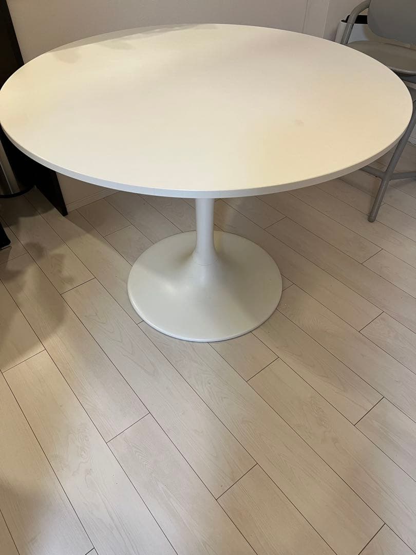 IKEA DOCKSTA 引き取り希望　解体簡単可