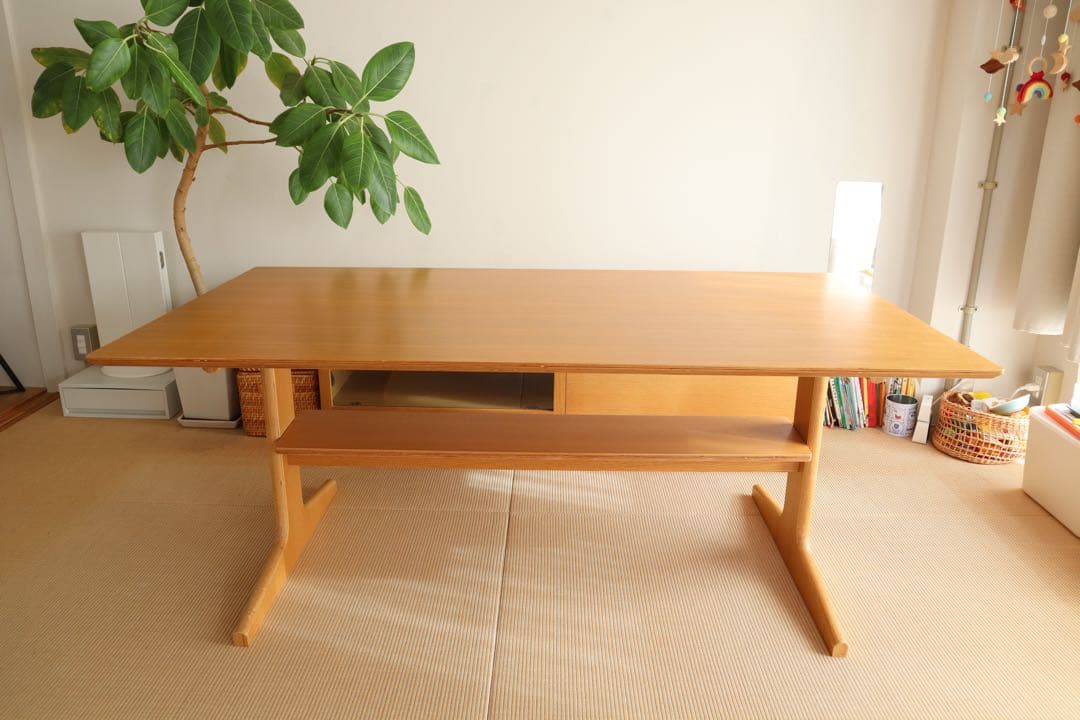 無印良品　リビングでもダイニングでもつかえるテーブル サイズ大