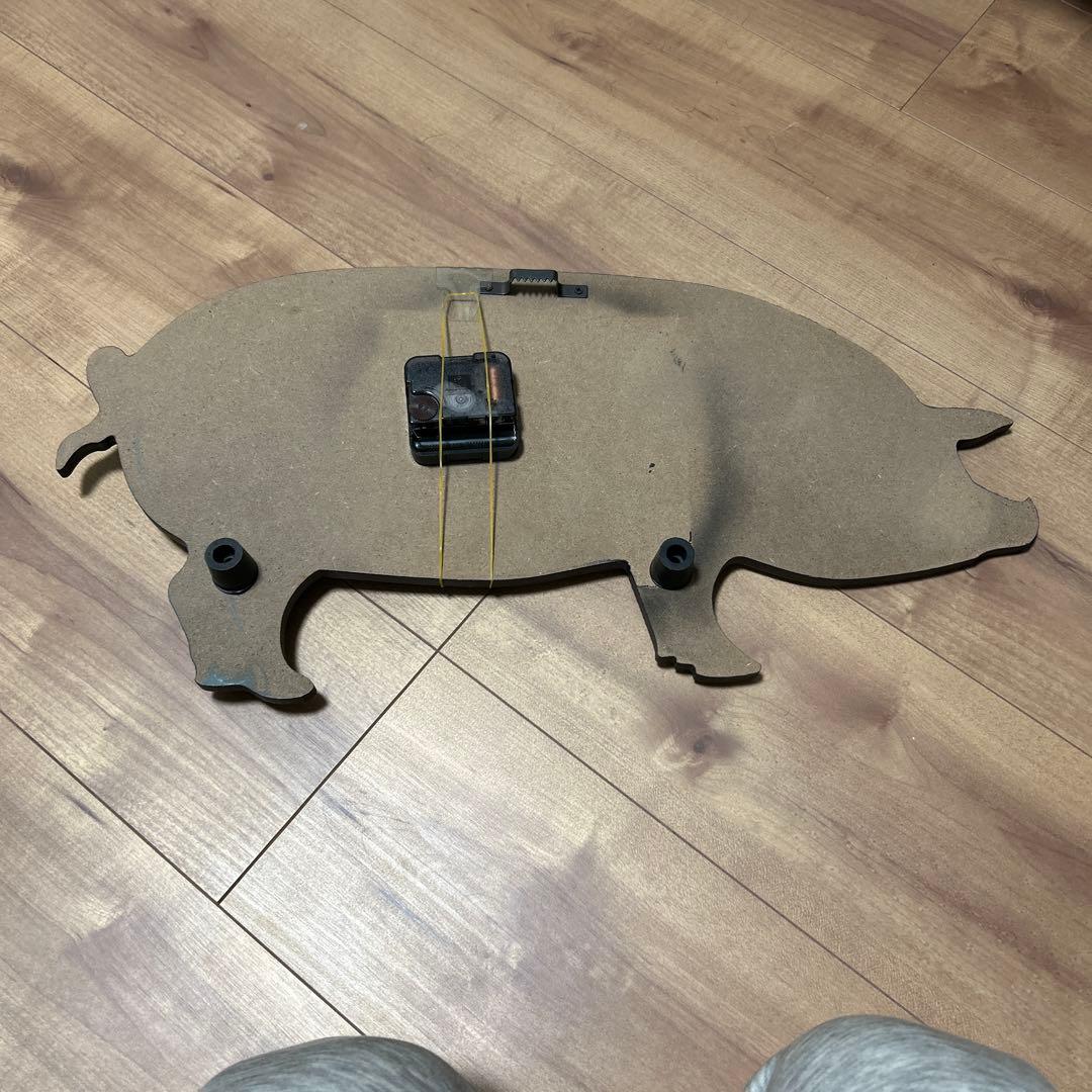 ヴィンテージデザインの壁掛け時計