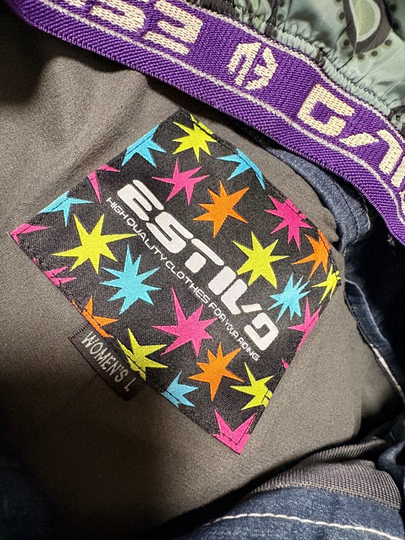 ESTIVO スノーボード ウェアセット　ロキシートレーナー