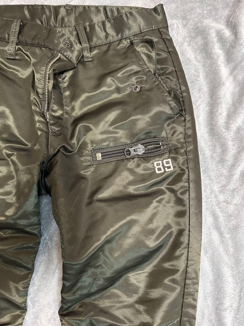 PEARLY GATES 　ナイロンパンツ(カーキ）