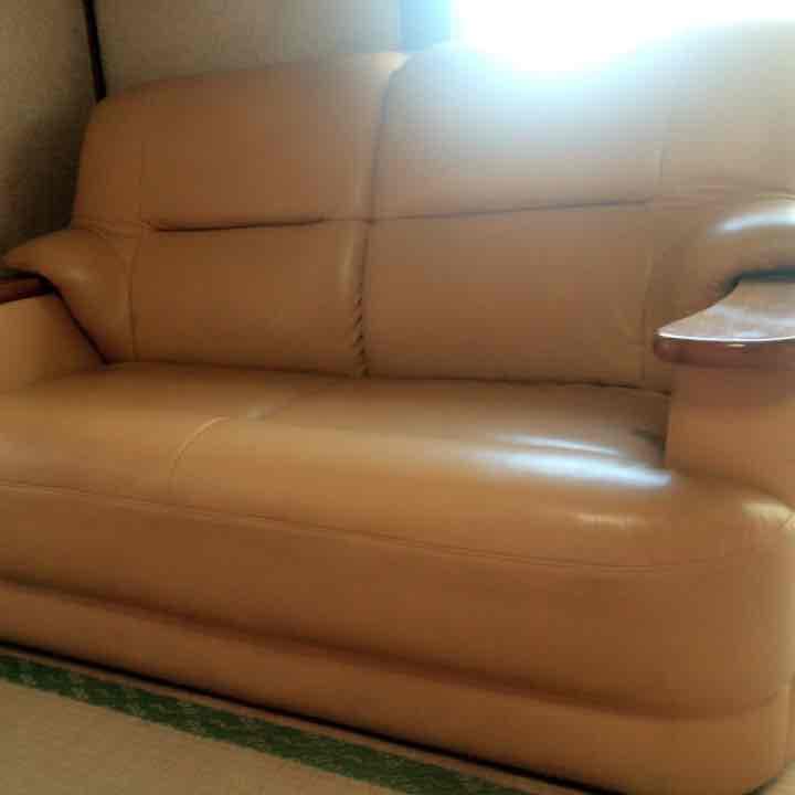 二人掛けソファ