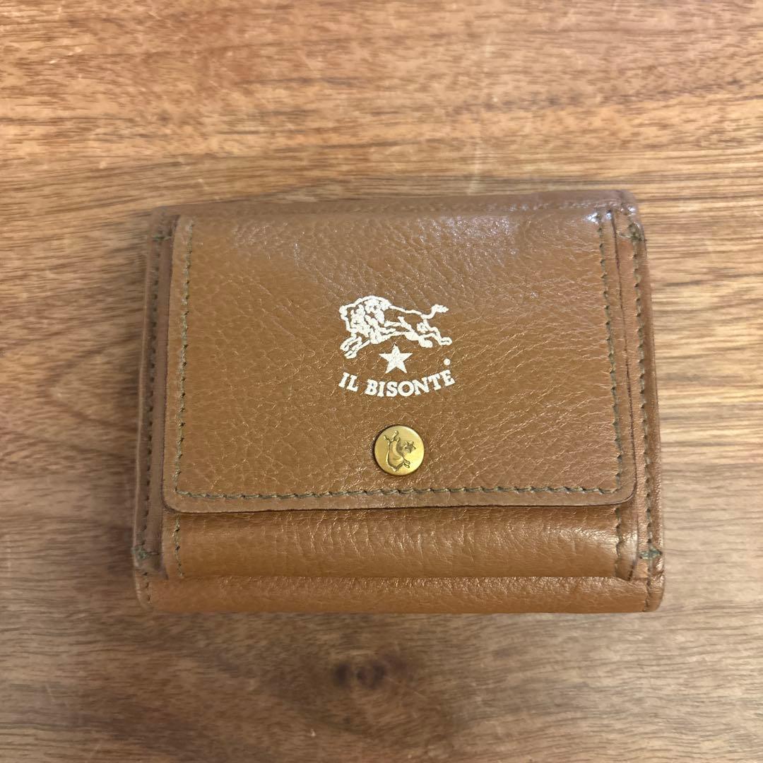 【日本限定】IL BISONTE 折り財布 トリフォルドウォレット ロゴビアンコ