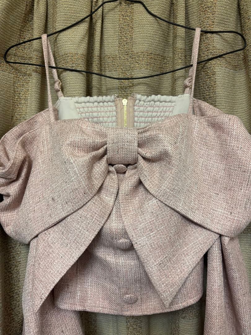 リボンオフショルロングスリーブトップス